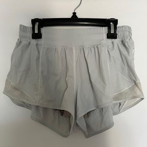 Lululemon white hotty hot shorts size 6 low waisted 2.5in. Inseam